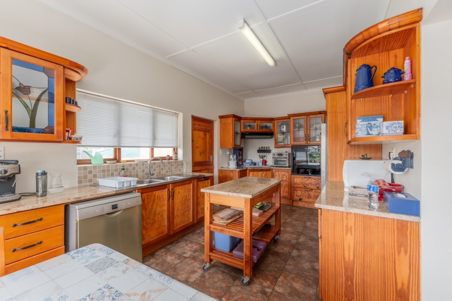 4 Bedroom Property for Sale in Napier Western Cape
